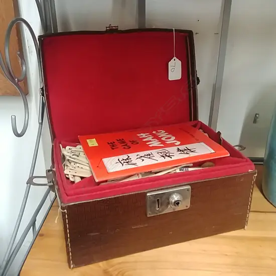 MAHJONG BONE AND BAMBOO SET