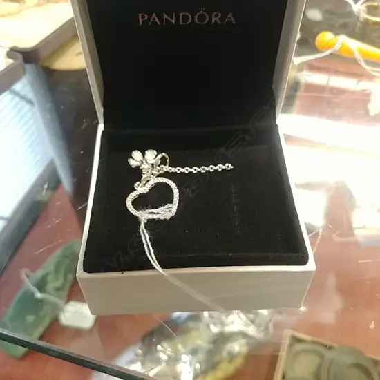 PANDORA SILVER HEART & FLOWER PENDANT