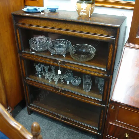 3 TIER OAK AMERICAN STYLE BOOKCASE
