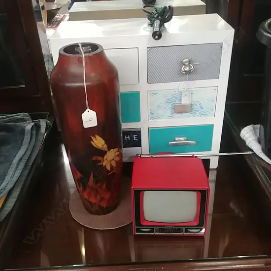 SMALL CABINET + SML TV + POKERWORK VASE