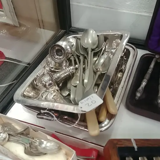 2 EP  TUREEN  WITH CUTLERY & FISH SET