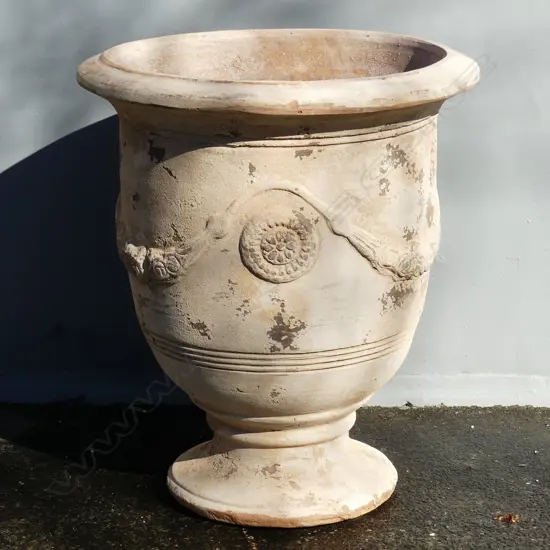 MATT GLAZE POTTERY GARDEN PEDESTAL URN