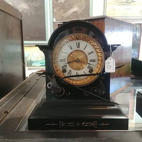 MARBLE MANTLE CLOCK