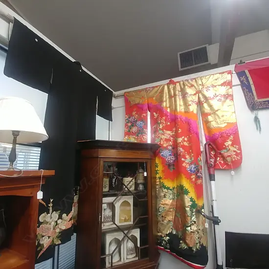 RED WEDDING KIMONO + BLACK KIMONO 