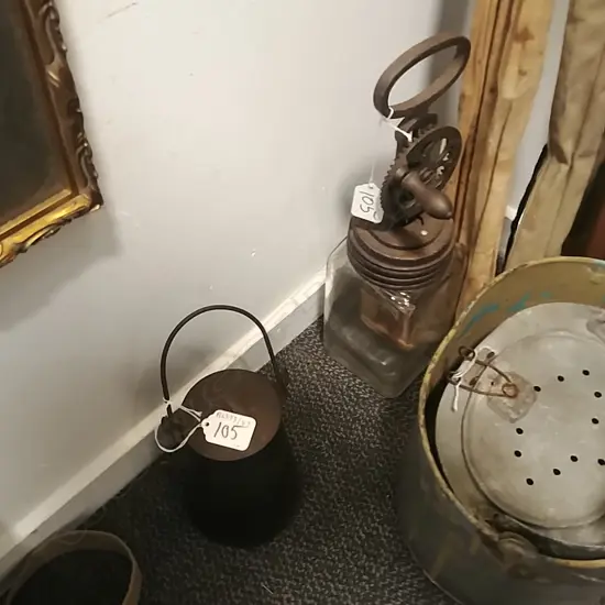 SMALL BUTTER CHURN & LIDDED PAIL