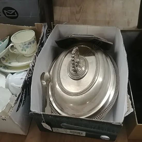 2 EP VEG DISHES DISH & TONGS