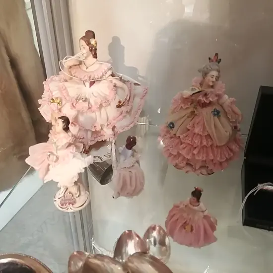 5 DRESDON  FIGURINES