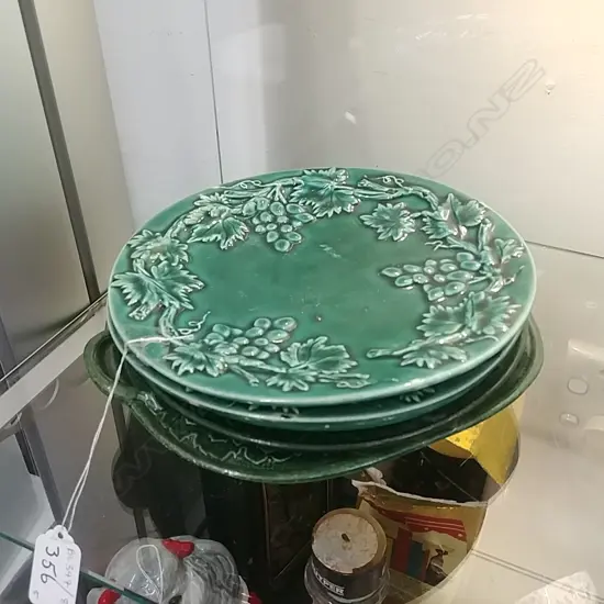 5 GREEN MAJOLICA PLATES