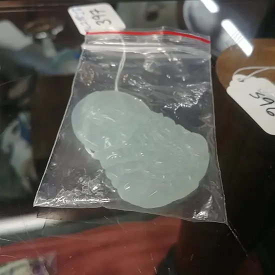JADEITE BUDDHA PENDANT