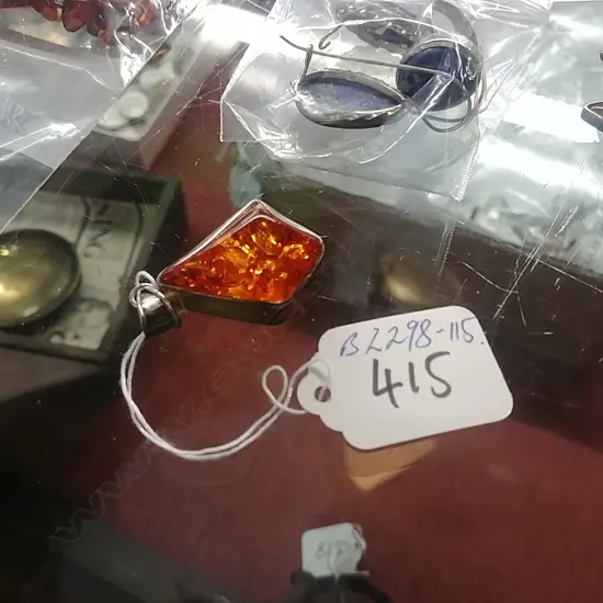 VINTAGE SILVER & AMBER PENDANT AMBER & MEERSCHAUM CIGAR HOLDER