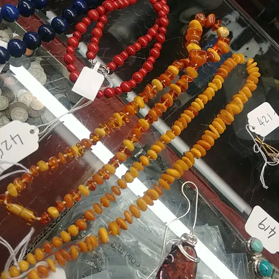 AMBER NECKLACE SMALL BEADS