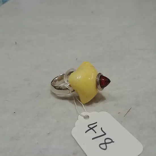AMBER & SILVER RING