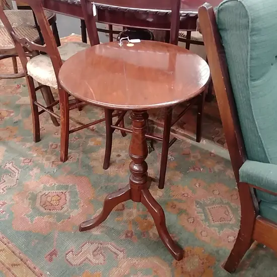MAHOGANY WINE TABLE