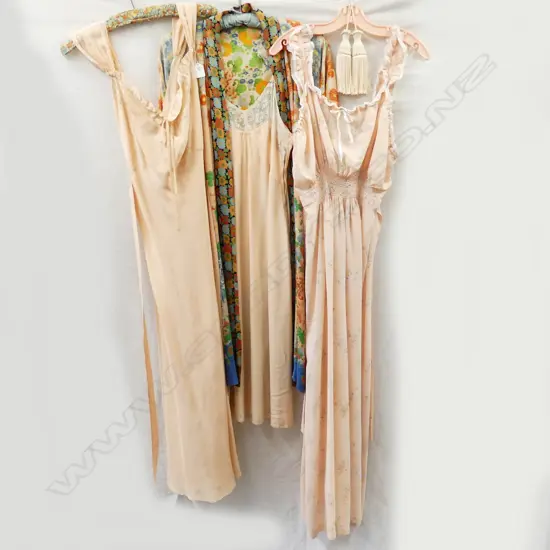 3 APRICOT NIGHTIES, 1 REV/ DRESSING GOWN 