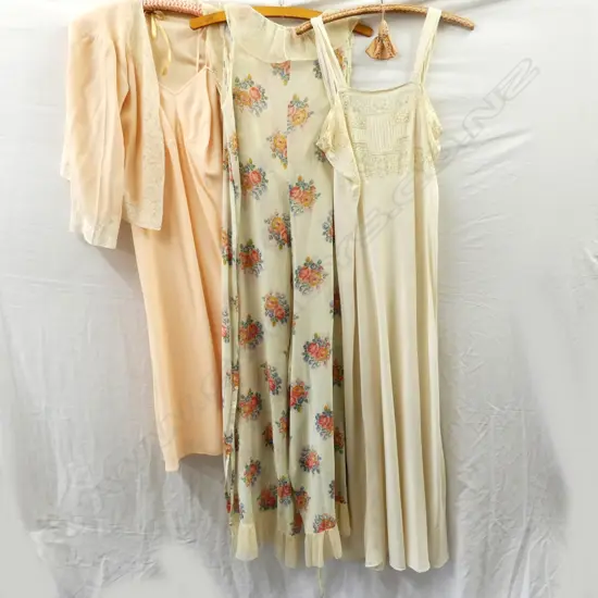 3 1920 BEDROOM ATTIRE SILK