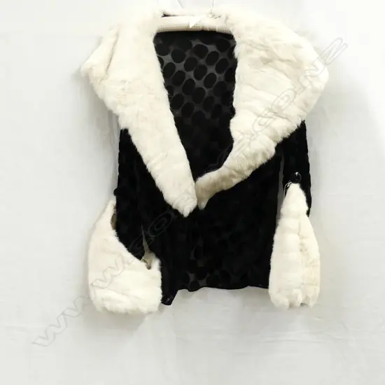 1930 VELVET JACKET/ RABBIT TRIM
