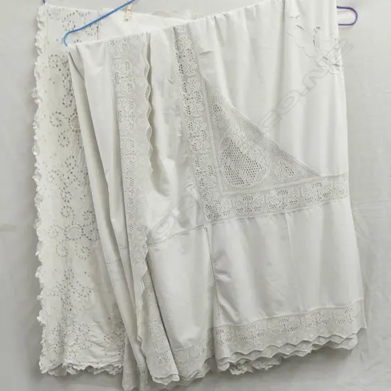 2 HAND WORK DOUBLE BEDSPREADS/2 PJ CASES