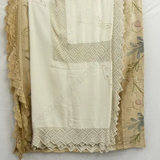 2 EMB. COFFEE COL BEDSPREADS 1920