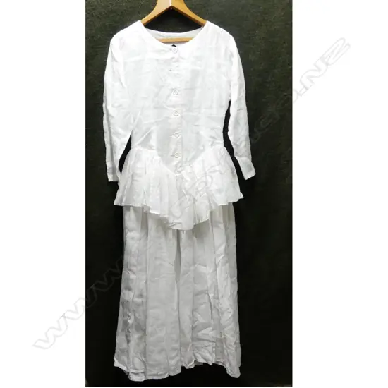 A. WINKLEMANN WHITE LINEN DRESS WITH PEPLUM