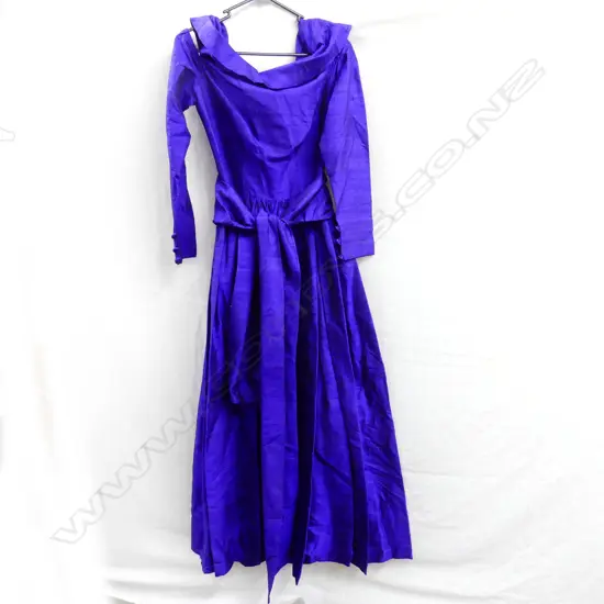 A. WINKLEMANN PURE SILK PURPLE DRESS