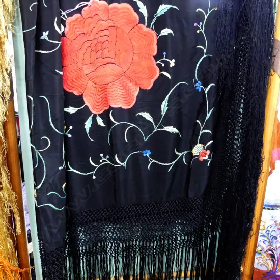 1920 EMBROIDERED BLACK/RED SILK SHAWL 