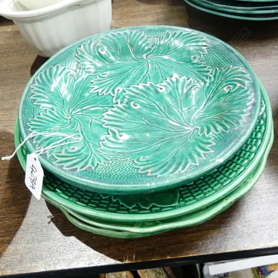 5 ASSORT GREEN MAJOLICA PLATES
