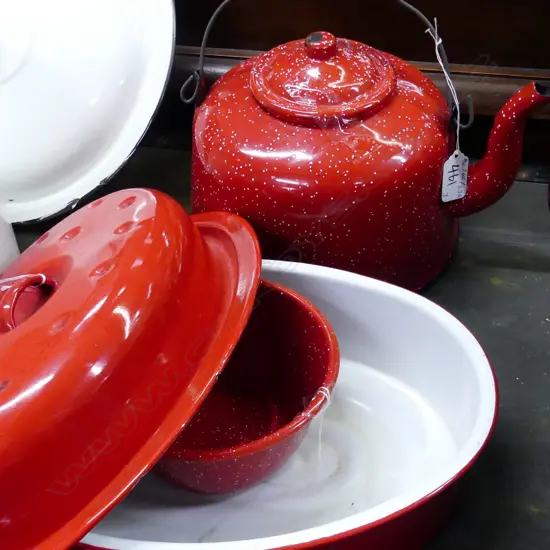 RED ENAMEL KETTLE; ROASTER; BOWL