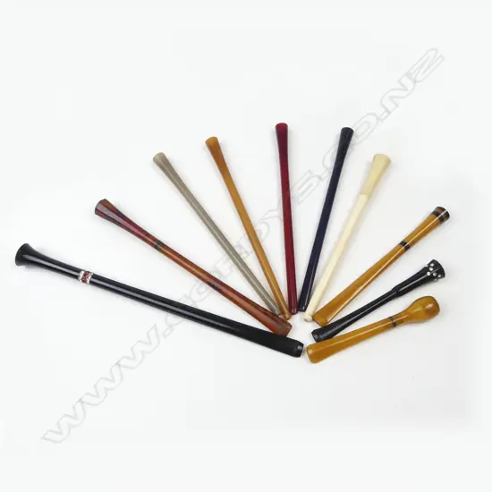 10 STYLISH 1950'S/60'S LONG CIGARETTE HOLDERS