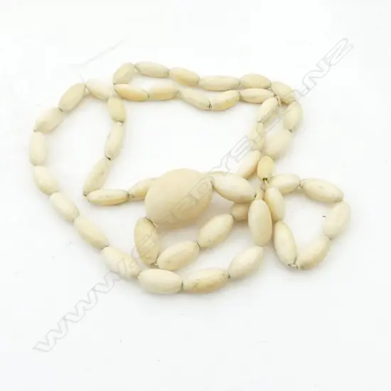 VINTAGE IVORY LONG BEAD NECKLACE