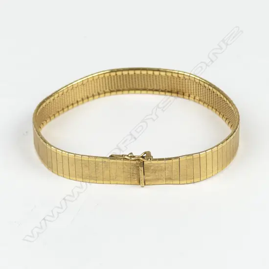 VINTAGE 18CT GOLD FLAT LINK BRACELET 24.1GM