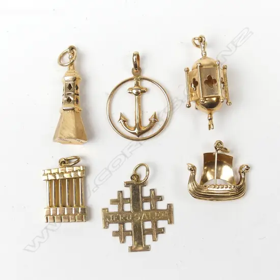 6X 18CT GOLD CHARMS; VIKING SHIP.. 11.15GMS