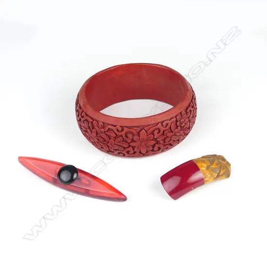 CINNABAR STYLE BANGLE + 2 DECO BROOCHES