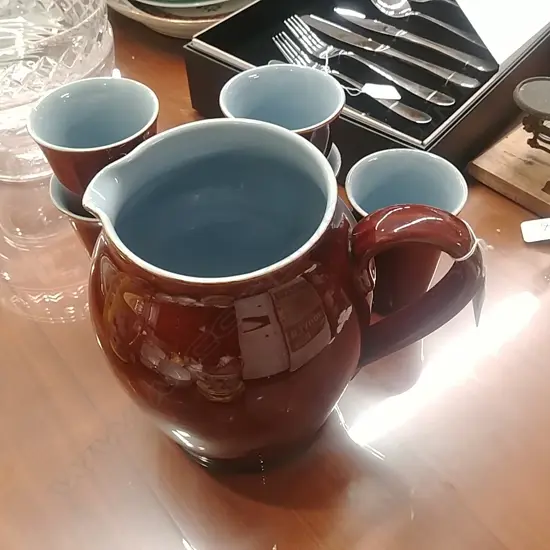 STONE WARE JUG +5  MUGS