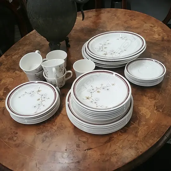 LARGE CROWN LYNN CHERRY BLOSSOM DINNER SERVICE 