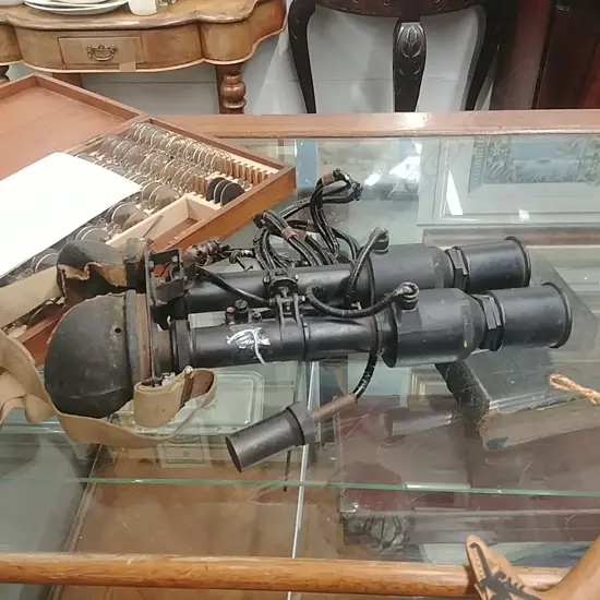 MILITARY VIEW FINDER