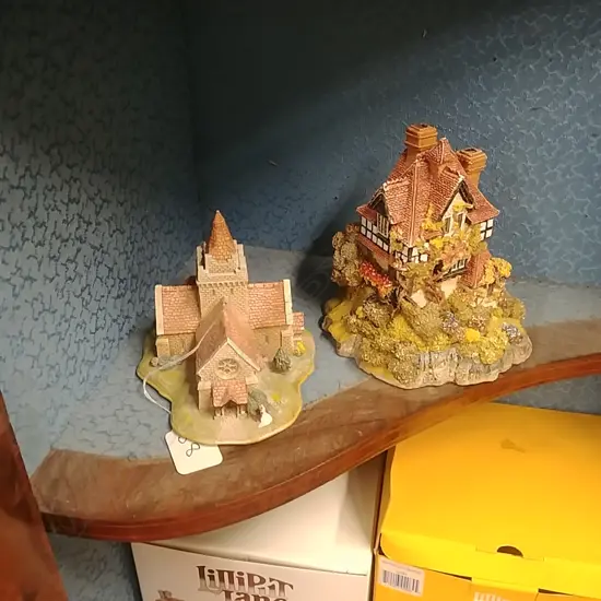2 LARGE BOXED LILLIPUT LANE HOUSES