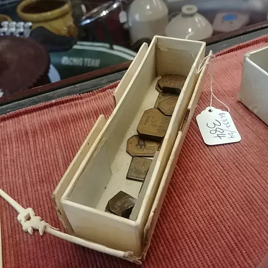 BOX OF SMALL APOTHECARY WEIGHTS 