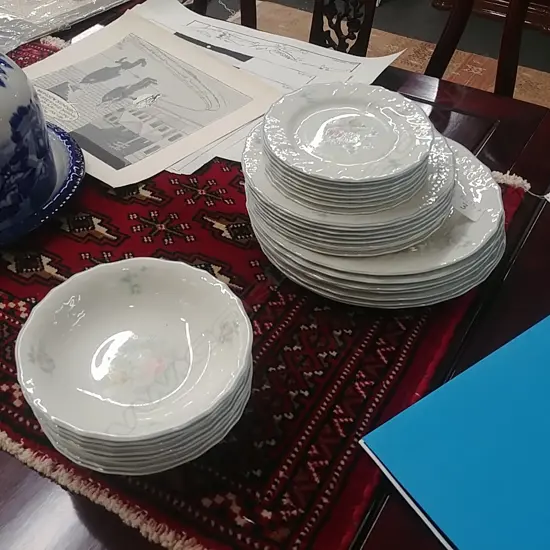 ROYAL DOULTON PART DINNER SET