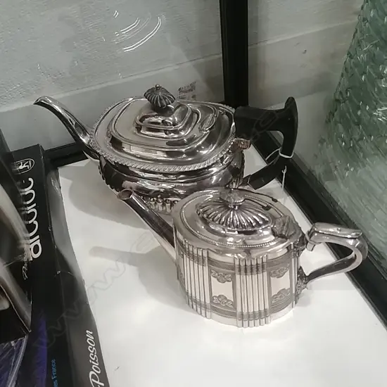 2 EP TEAPOTS