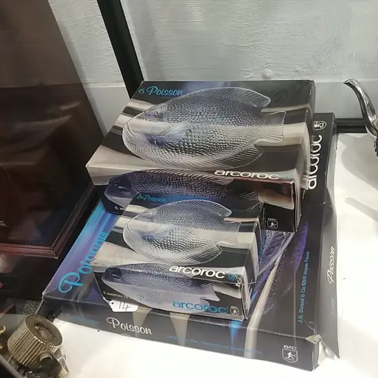 3 BOXED "ARCOROC"  GLASS FISH BOWLS