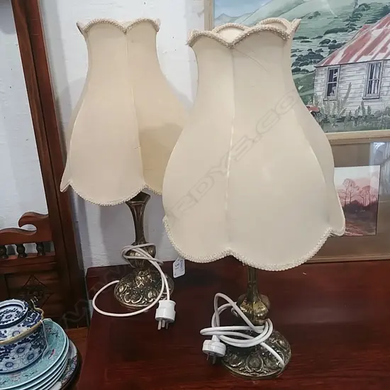 PR OF BRASS LAMPS