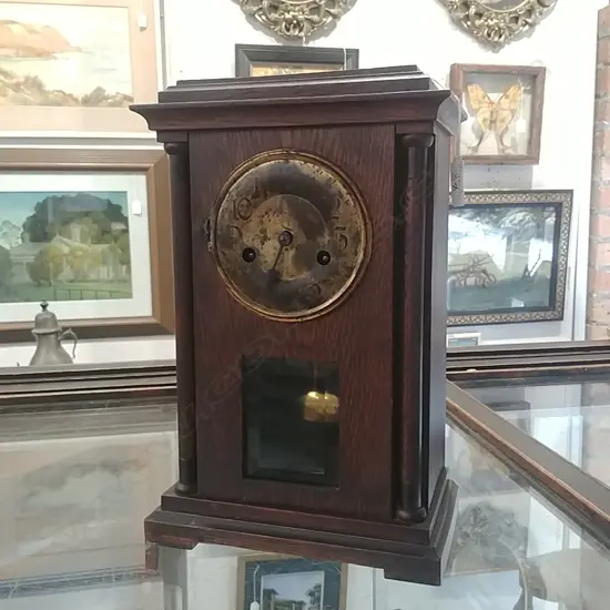OLD MANTLE CLOCK