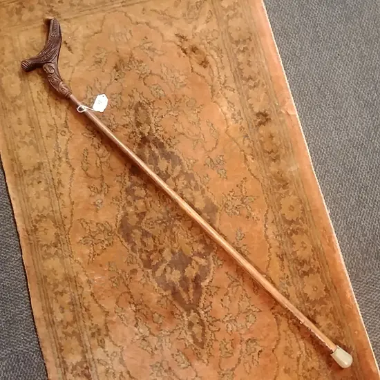 MAORI CARVED WALKINGSTICK