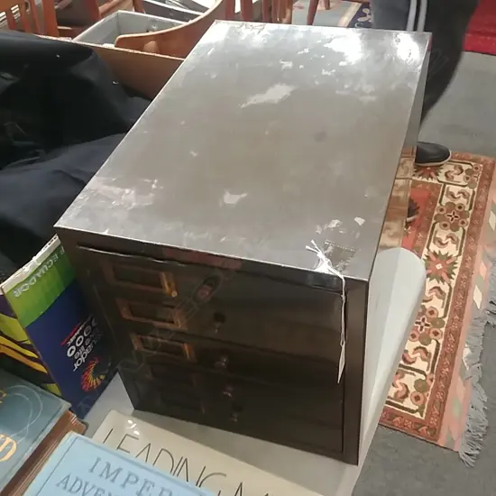 METAL FILING CABINET