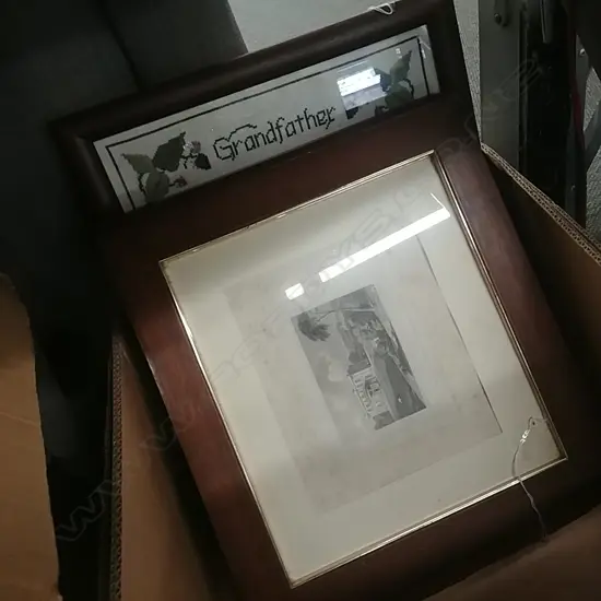 COLLECTION OF ARTWORKS - OILS/ETCHINGS ETC