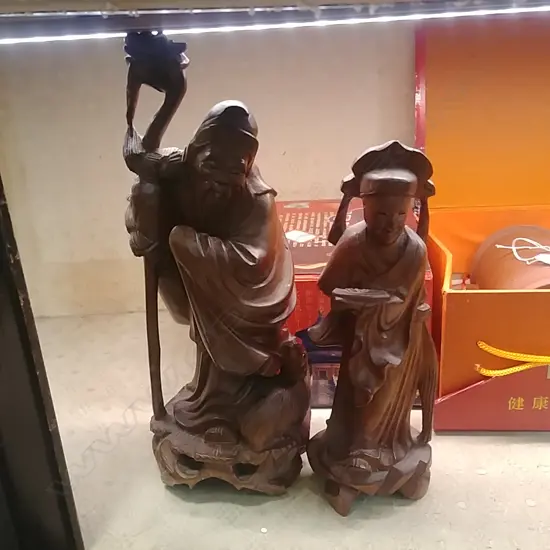 2 CHINESE WOOD CARVINGS