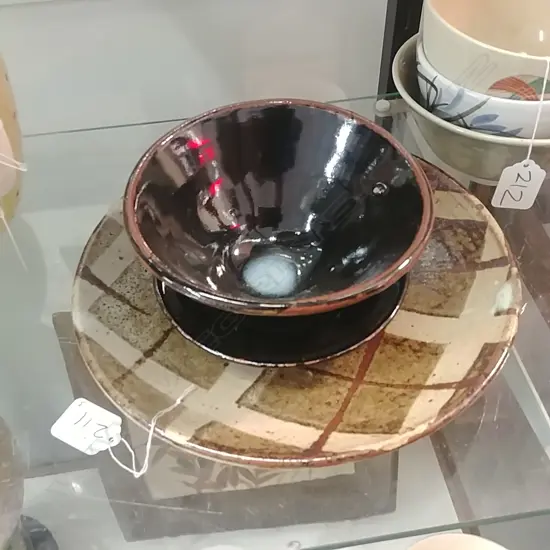 SMALL POTTERY BOWL