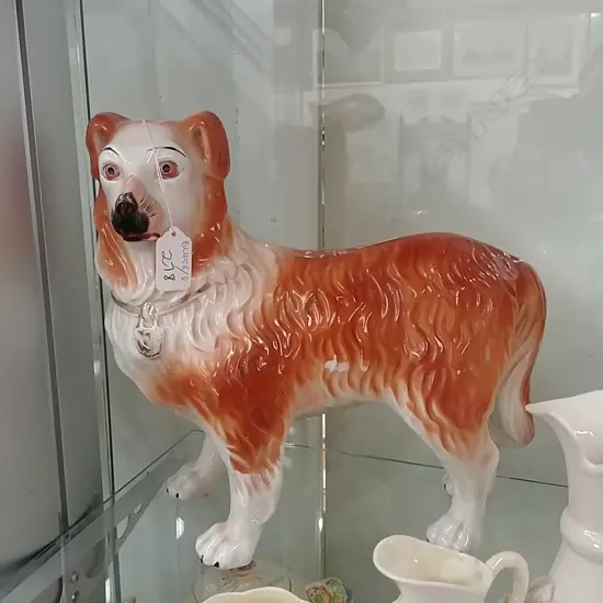 STAFFORDSHIRE DOG 