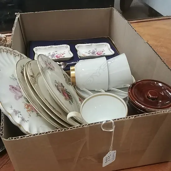 SMALL BOX CHINA ETC