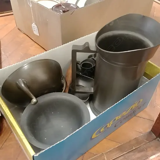 BOX DUTCH PEWTER MEASURES ETC